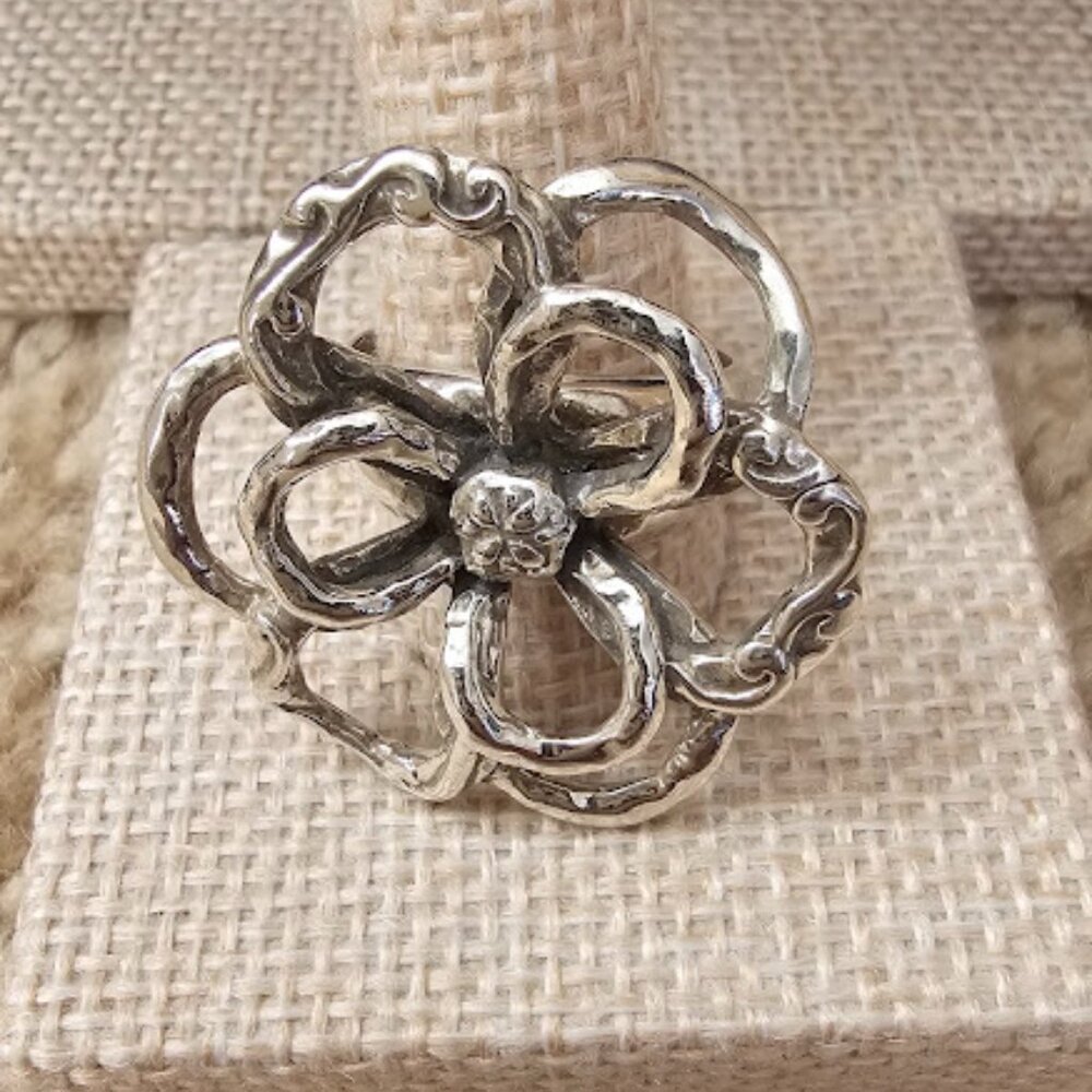 Silpada R2784 Flower Power Ring — Retired Openwork Design, Size 8